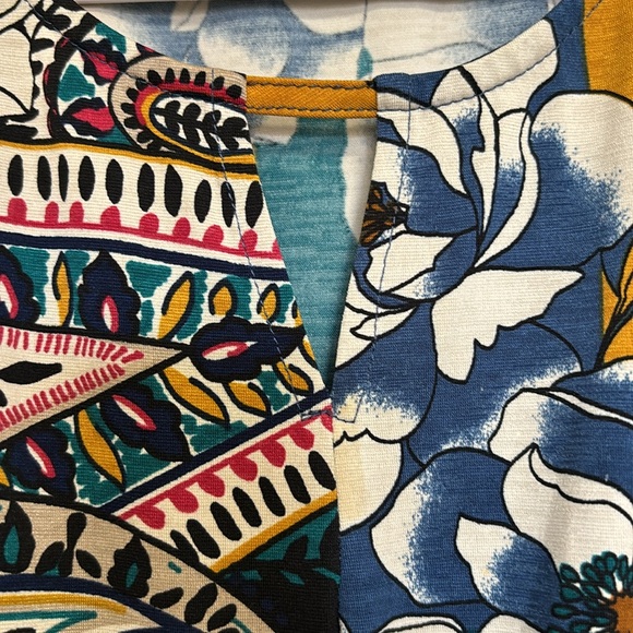 Blouse from Laura’s, never worn, perfect condition. Size S - Picture 3 of 5